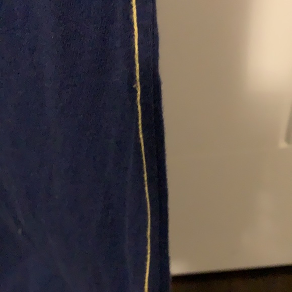 NAVY AE low neck t shirt - Picture 4 of 4